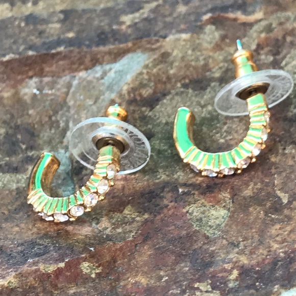 VTG Goldtone Crystal Earrings - Picture 2 of 6